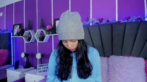 Jenner online show from December 30, 2024, 4:53 am