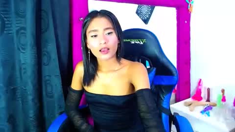 jenn online show from February 23, 2026, 8:55 am