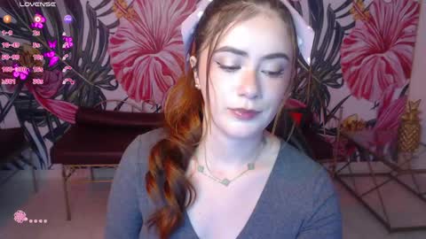 Snapshot of jenni_arango chatting on May 22, 2026, 1:17 pm Jenny online show from May 22, 2026, 1:17 pm