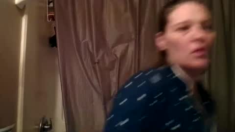 Jennibean6996 online show from December 9, 2024, 1:51 am