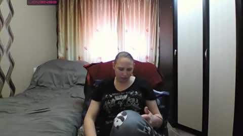 JenniDeep online show from February 25, 2026, 10:03 am