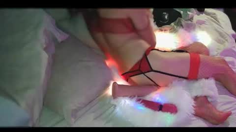 Jennie bttmcd online show from December 3, 2025, 7:27 am