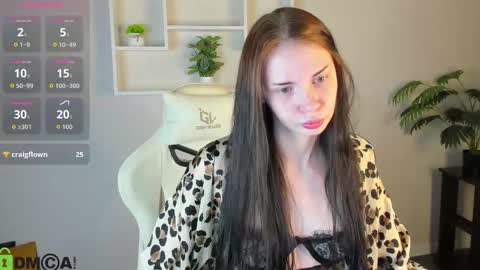 Gennie online show from October 1, 2025, 1:22 am