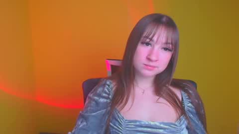 Jennifer online show from December 5, 2024, 6:44 pm