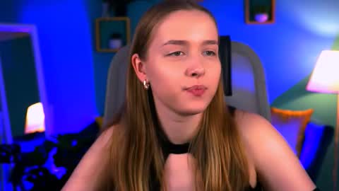 Jennifer online show from October 29, 2025, 1:46 pm