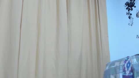 jenniferloveyou online show from November 22, 2025, 9:19 am