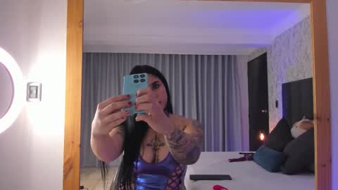 Jenn online show from January 8, 2026, 11:23 am