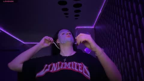 Jenny online show from January 14, 2026, 8:47 pm