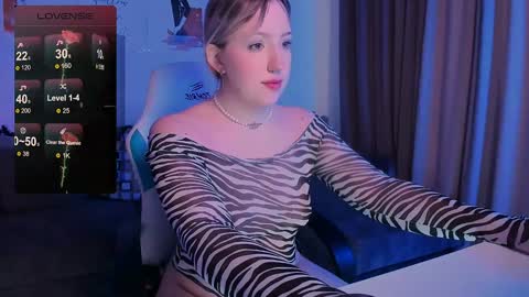 Snapshot of jenny__luv chatting on December 28, 2024, 10:58 am Jenny online show from December 28, 2024, 10:58 am