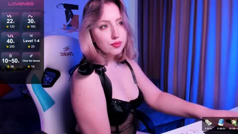 Snapshot of jenny__luv chatting on January 8, 2025, 10:59 am Jenny online show from January 8, 2025, 10:59 am