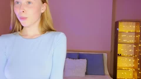 Snapshot of jenny_angelok chatting on April 23, 2026, 1:46 pm Next broadcast on December 05 subject to change online show from April 23, 2026, 1:46 pm