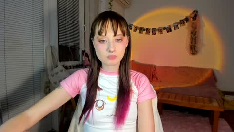 Jennifer Jenny Darling   online show from December 5, 2024, 9:39 pm