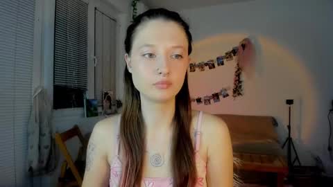 Jennifer Jenny Darling   online show from February 26, 2025, 7:16 pm