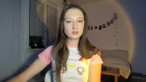 Jennifer Jenny Darling   online show from November 7, 2025, 7:14 pm