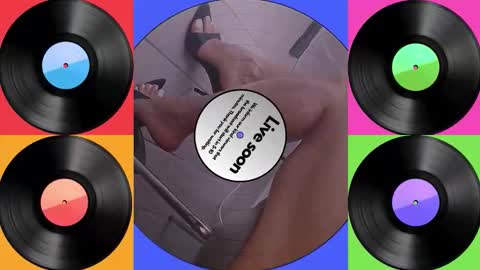 Jenny online show from October 26, 2025, 2:12 pm