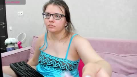 Snapshot of jenny_jimmy chatting on February 25, 2025, 7:52 am Jenny online show from February 25, 2025, 7:52 am