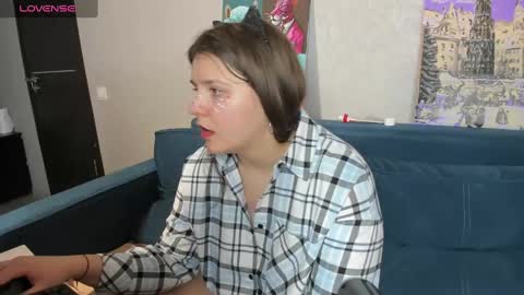 Snapshot of jenny_jimmy chatting on February 28, 2025, 11:47 am Jenny online show from February 28, 2025, 11:47 am