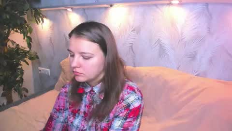 Snapshot of jenny_jimmy chatting on September 9, 2025, 12:43 am Jenny online show from September 9, 2025, 12:43 am