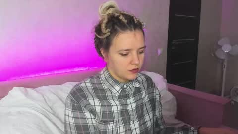 Jenny online show from November 2, 2025, 12:57 am