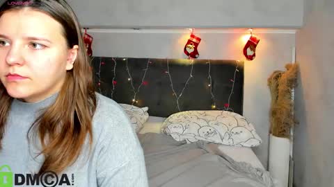 Jenny online show from December 5, 2025, 9:18 am