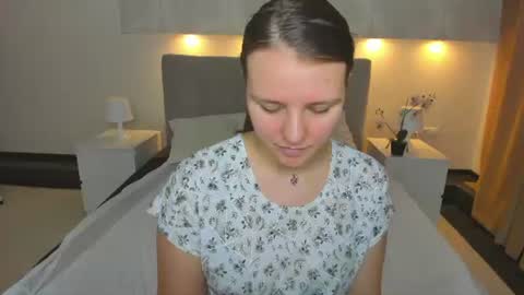 Snapshot of jenny_jimmy chatting on June 12, 2026, 9:19 am Jenny online show from June 12, 2026, 9:19 am