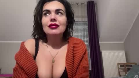 Jenny online show from December 4, 2025, 8:34 am