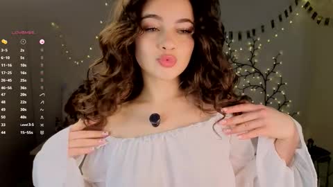 Snapshot of jenny_rossex chatting on February 18, 2026, 10:22 am jenny_rossex online show from February 18, 2026, 10:22 am