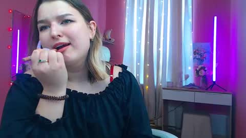 Snapshot of jenny_smitx chatting on March 5, 2025, 10:22 am jenny_smitx online show from March 5, 2025, 10:22 am