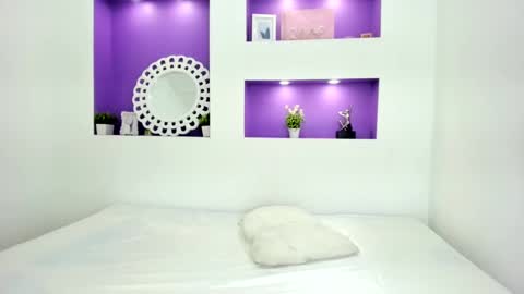 jenny_towers online show from February 17, 2026, 8:37 pm