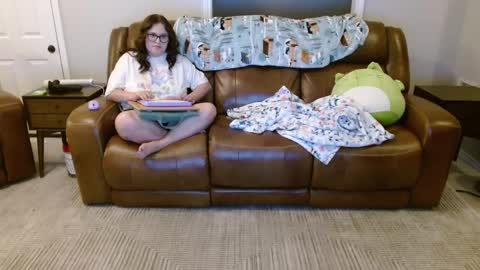 Snapshot of jennycakes2643 chatting on December 23, 2024, 2:02 am JennyC online show from December 23, 2024, 2:02 am