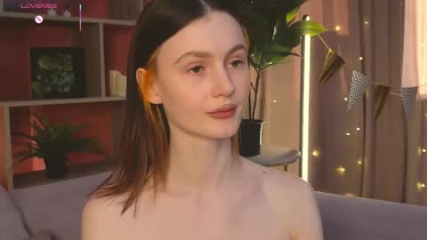 Snapshot of jennyfer_me chatting on May 11, 2026, 2:45 pm jennyfer_me online show from May 11, 2026, 2:45 pm