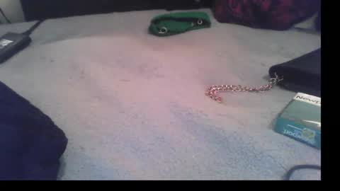 jennyisasquirter online show from October 17, 2025, 2:48 am