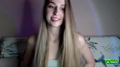 The Flower Power Models online show from December 19, 2025, 12:23 pm