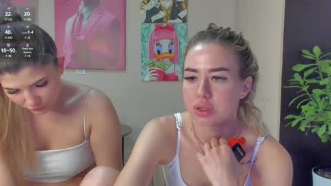 Hi hi We are Jessie and Betti online show from December 3, 2024, 5:20 am