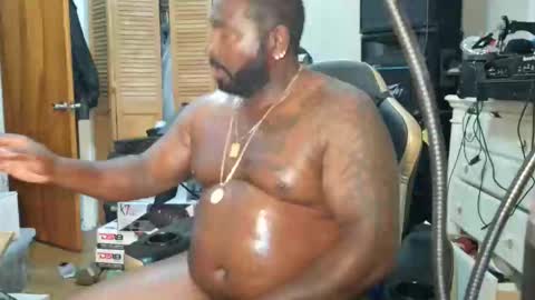 Snapshot of jeremiah0827 chatting on October 5, 2025, 12:31 am jeremiah0827 online show from October 5, 2025, 12:31 am