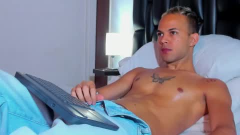 Jeremmy online show from February 6, 2025, 12:26 pm