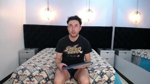 Jeremmyandstacy online show from January 22, 2025, 3:18 pm