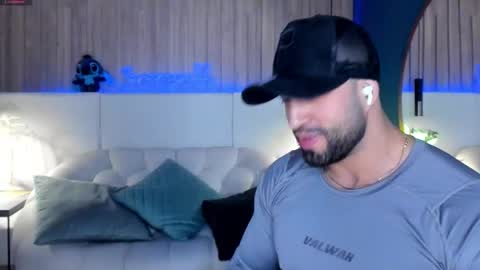 Jeremy online show from November 28, 2025, 10:01 pm