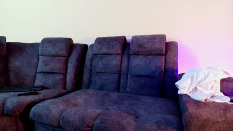 Jeremy Lowe online show from September 20, 2025, 5:14 pm