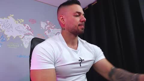 Jeremy Lowe online show from November 17, 2025, 1:39 pm