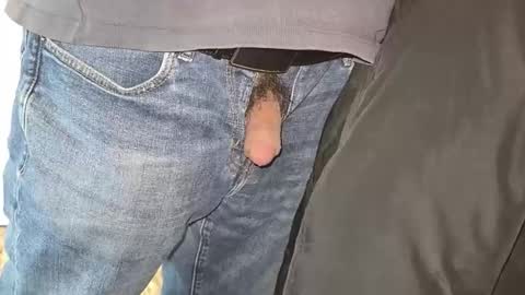 jerker_fan online show from January 5, 2026, 7:39 pm