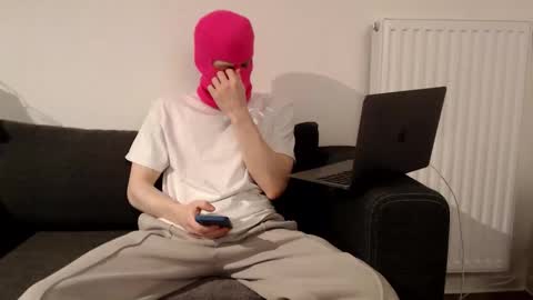 Snapshot of jerkoffboy99 chatting on March 18, 2026, 7:28 pm jerkoffboy99 online show from March 18, 2026, 7:28 pm