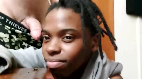 SkynStarlight online show from February 22, 2026, 8:46 am