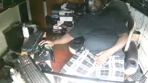 Snapshot of jerry0827 chatting on November 1, 2025, 11:40 pm jerry johnson online show from November 1, 2025, 11:40 pm