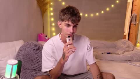 Jerry  online show from March 26, 2026, 6:46 pm