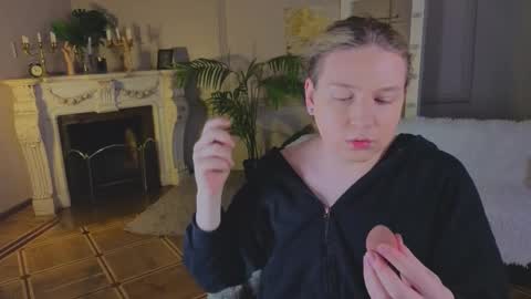 jes_solar online show from October 10, 2025, 10:47 am