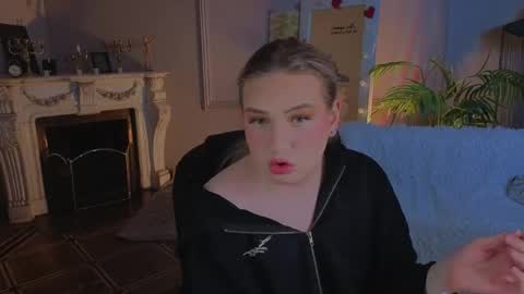 Snapshot of jes_solar chatting on April 16, 2026, 10:23 pm jes_solar online show from April 16, 2026, 10:23 pm