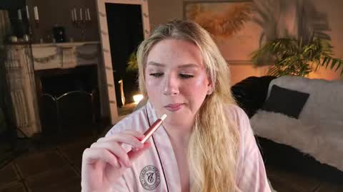 Snapshot of jes_solar chatting on May 19, 2026, 9:10 pm jes_solar online show from May 19, 2026, 9:10 pm