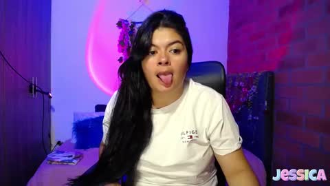 Snapshot of jesiica_bunny chatting on November 2, 2025, 2:14 am Jessi online show from November 2, 2025, 2:14 am