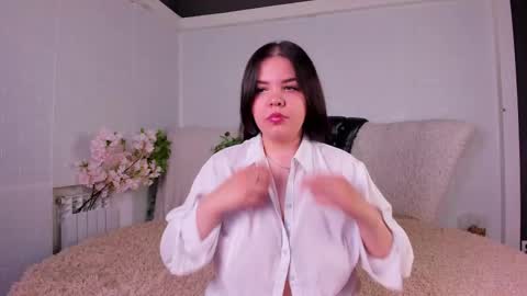 Jess online show from September 17, 2025, 1:35 pm
